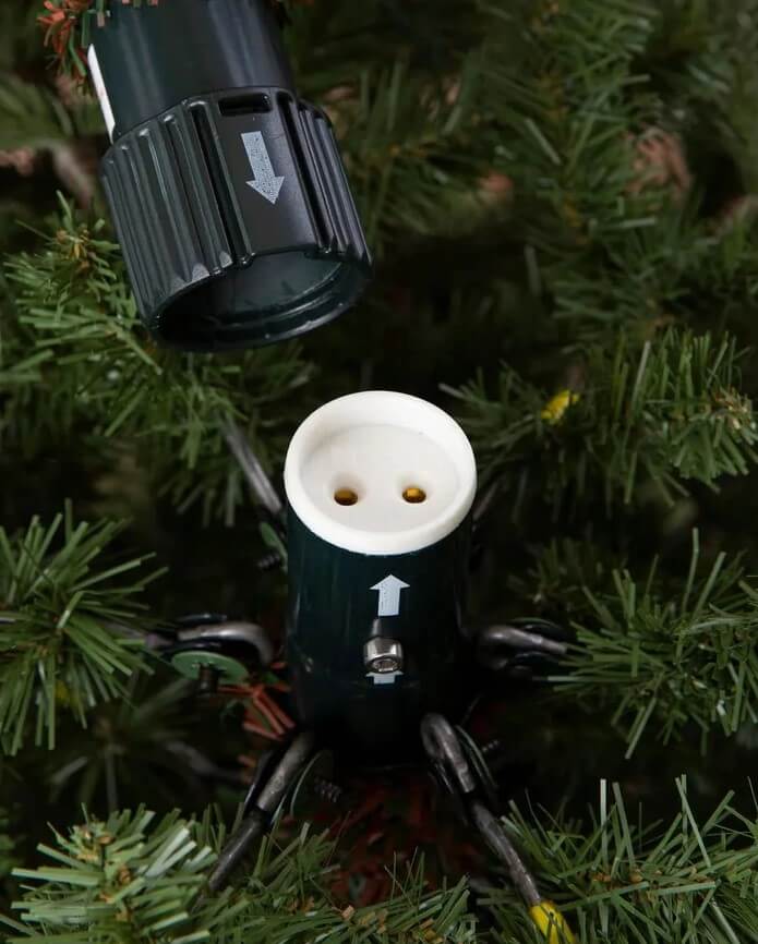 Árvore de Natal Verde Premium com Galhos Articulados, Suporte Metálico com Rodinhas e Micro LEDs Embutidos - Miniatura 5